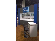 /20x20-Trade-Show-Booth-with-Recessed-Product-Displays-3